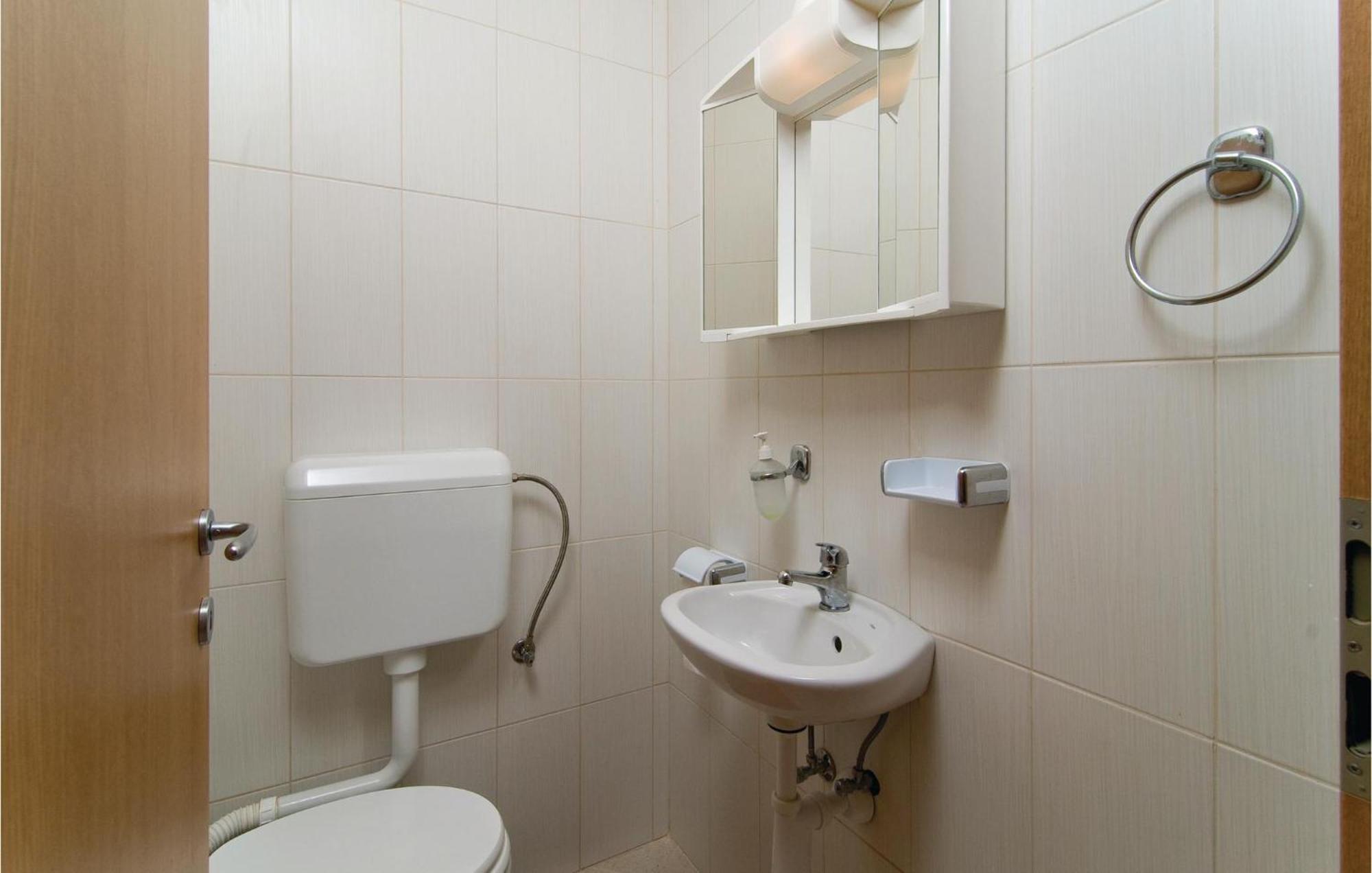 Stunning Apartment In Sevid With Kitchen Zewnętrze zdjęcie