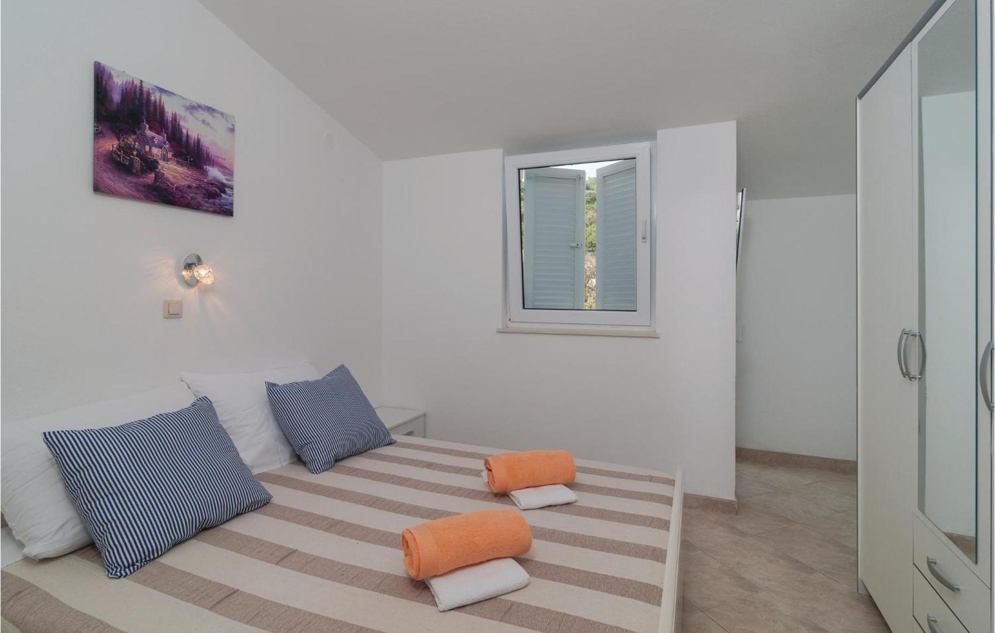 Stunning Apartment In Sevid With Kitchen Zewnętrze zdjęcie