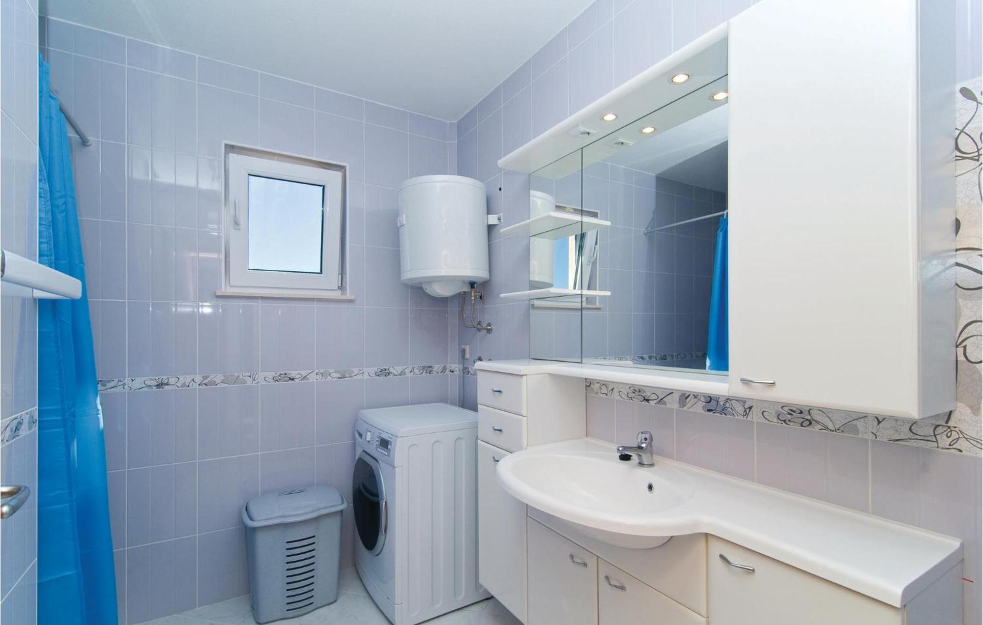 Stunning Apartment In Sevid With Kitchen Zewnętrze zdjęcie